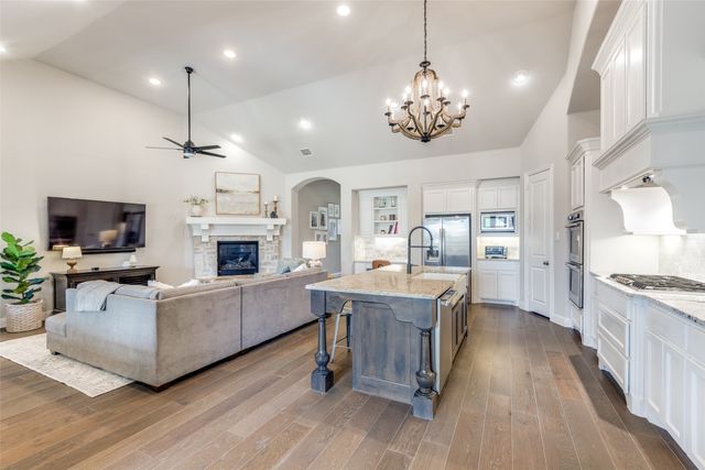 8013 Three Forks Trail, Mckinney, TX 75071