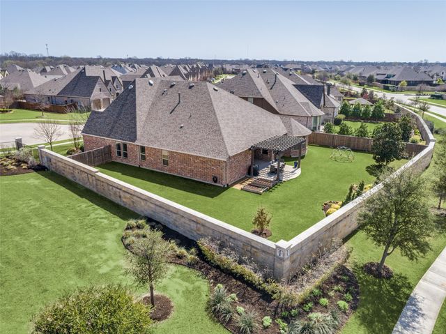 8013 Three Forks Trail, Mckinney, TX 75071