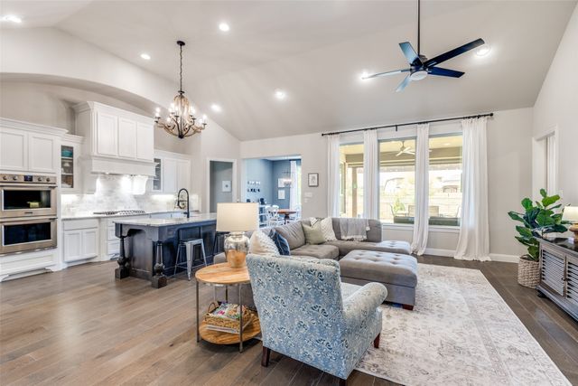 8013 Three Forks Trail, Mckinney, TX 75071