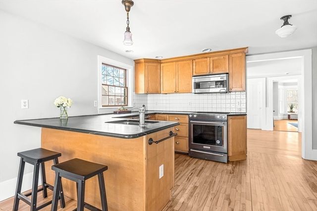 53 Lake Street, Winchester, MA 01890