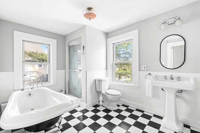 53 Lake Street, Winchester, MA 01890