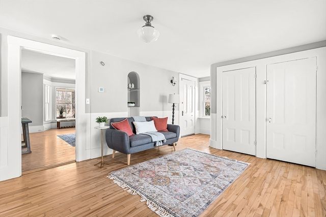 53 Lake Street, Winchester, MA 01890