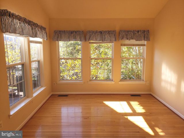 20433 DONCASTER TER, Sterling, VA 20165