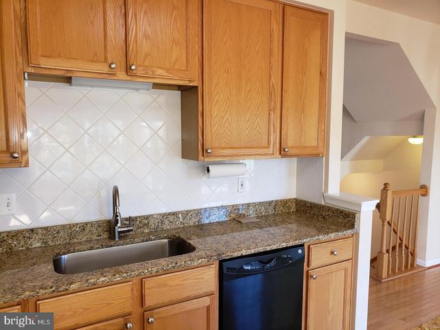 20433 DONCASTER TER, Sterling, VA 20165