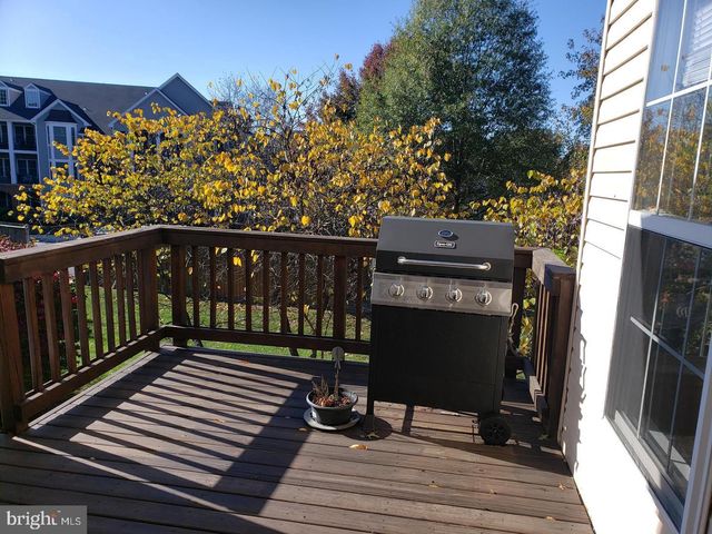 20433 DONCASTER TER, Sterling, VA 20165