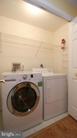 20433 DONCASTER TER, Sterling, VA 20165