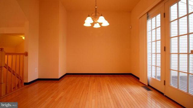 20433 DONCASTER TER, Sterling, VA 20165