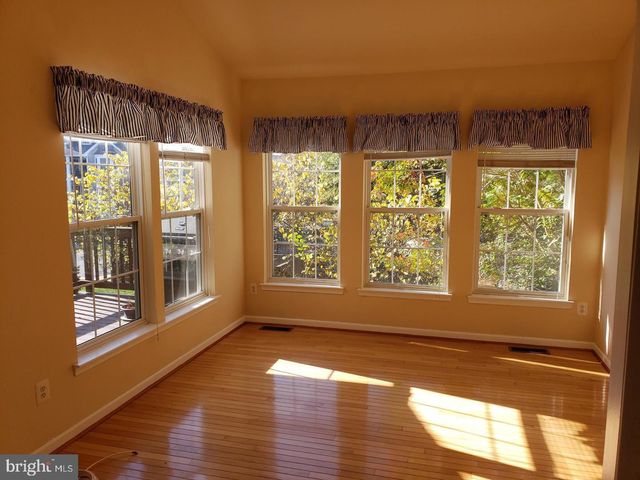 20433 DONCASTER TER, Sterling, VA 20165