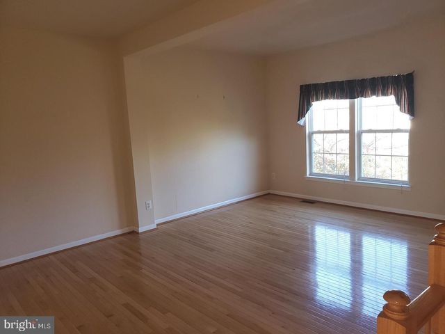 20433 DONCASTER TER, Sterling, VA 20165