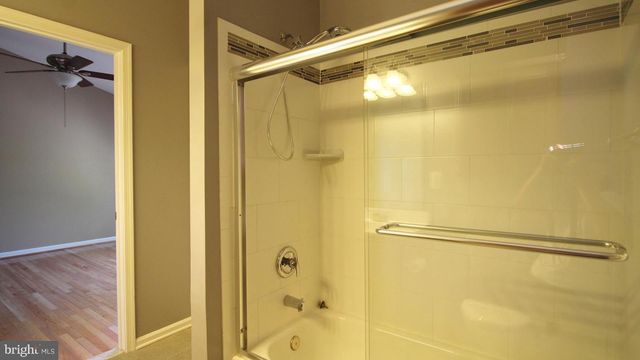 20433 DONCASTER TER, Sterling, VA 20165