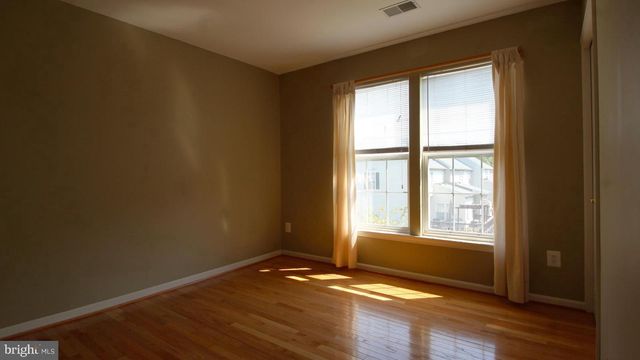 20433 DONCASTER TER, Sterling, VA 20165