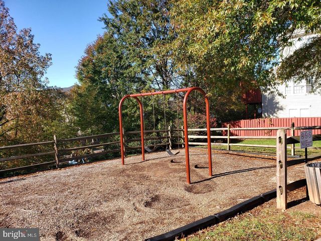 20433 DONCASTER TER, Sterling, VA 20165