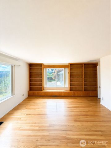 2305 126TH Avenue Ct E, Edgewood, WA 98372