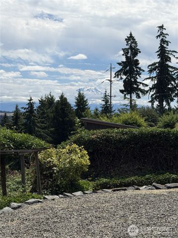 2305 126TH Avenue Ct E, Edgewood, WA 98372