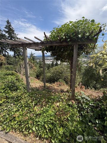 2305 126TH Avenue Ct E, Edgewood, WA 98372