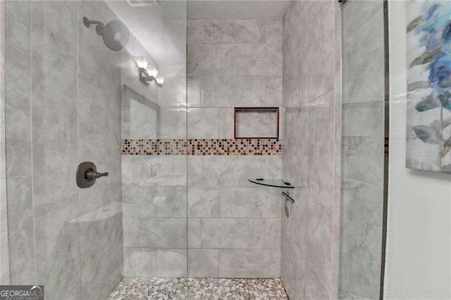 2066 PINNACLE POINTE Drive, Norcross, GA 30071