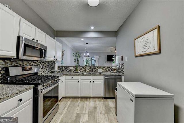 2066 PINNACLE POINTE Drive, Norcross, GA 30071