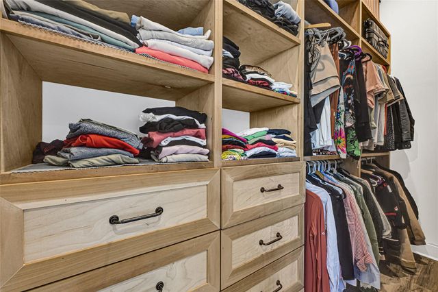 1107 W 21st Street B, Houston, TX 77008