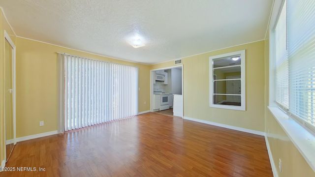 1162 LAKE FOREST Boulevard, Jacksonville, FL 32208