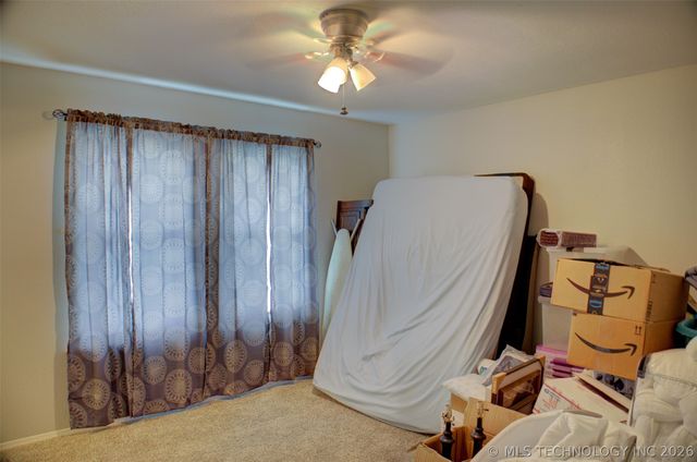 1302 E 140th Place, Glenpool, OK 74033