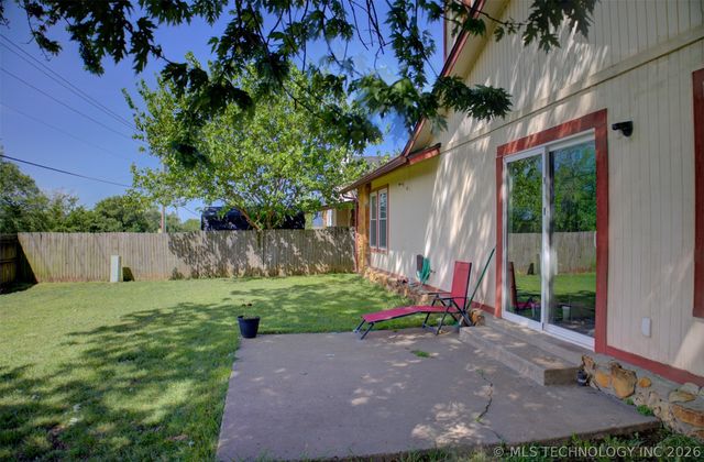 1302 E 140th Place, Glenpool, OK 74033