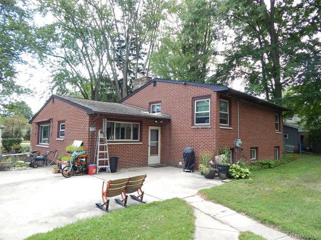 4006 N River Road Road, Fort Gratiot Charter Township, MI 48059