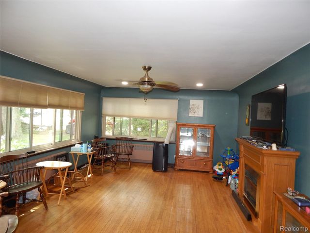 4006 N River Road Road, Fort Gratiot Charter Township, MI 48059