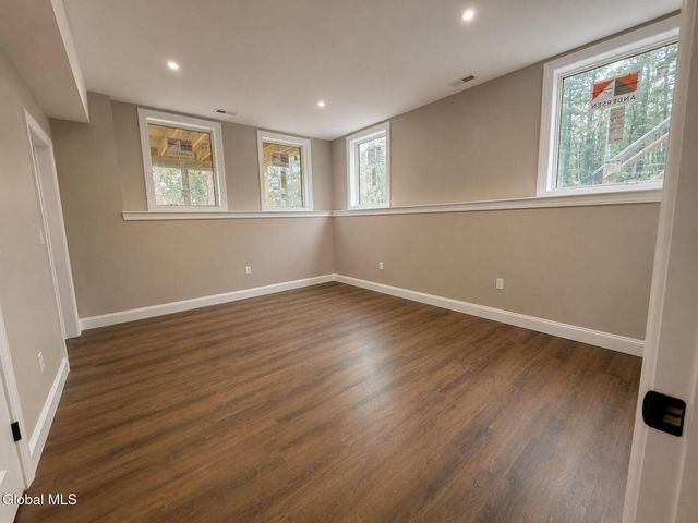 6 Middle Road, Lake George, NY 12845