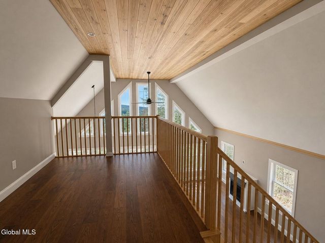 6 Middle Road, Lake George, NY 12845