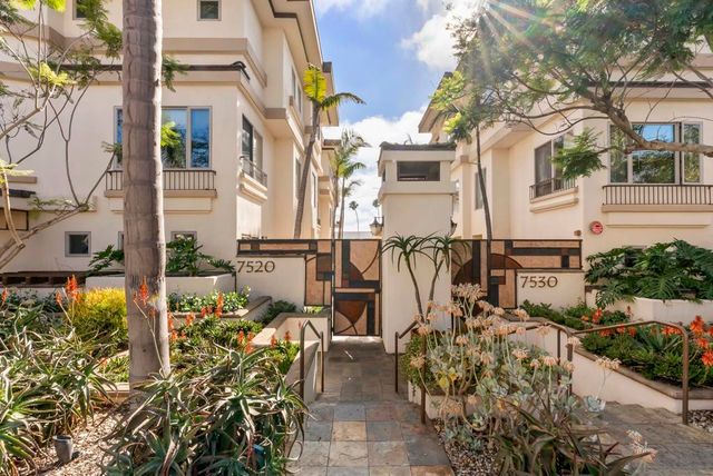 7520 Draper Ave 3, La Jolla, CA 92037