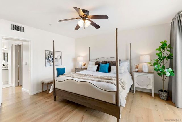 7520 Draper Ave 3, La Jolla, CA 92037