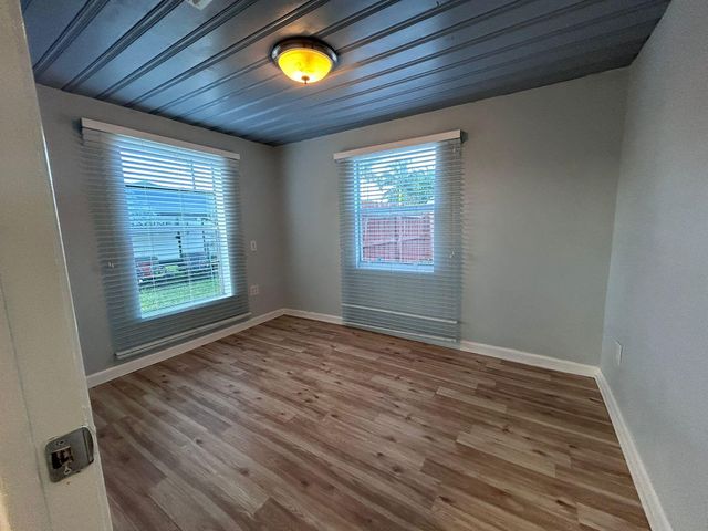 3901 Lakewood Road A, Palm Springs, FL 33461