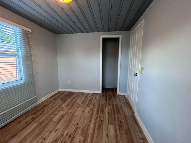 3901 Lakewood Road A, Palm Springs, FL 33461
