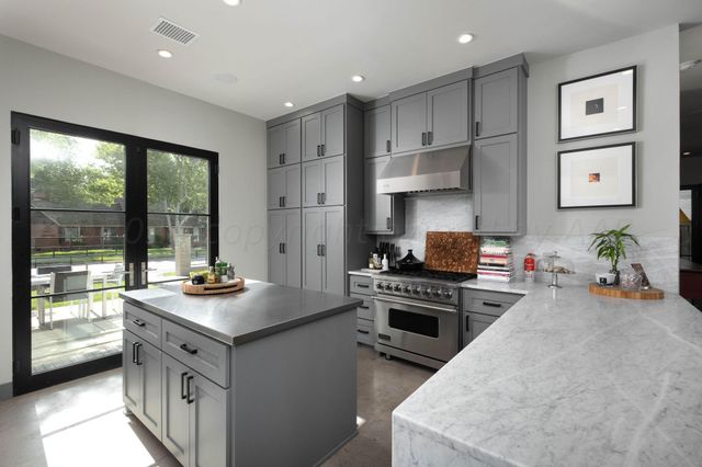 1600 S MILAM Street, Amarillo, TX 79102