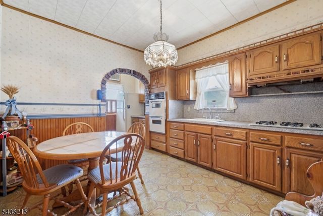 31 Division Ave, Belleville Twp., NJ 07109