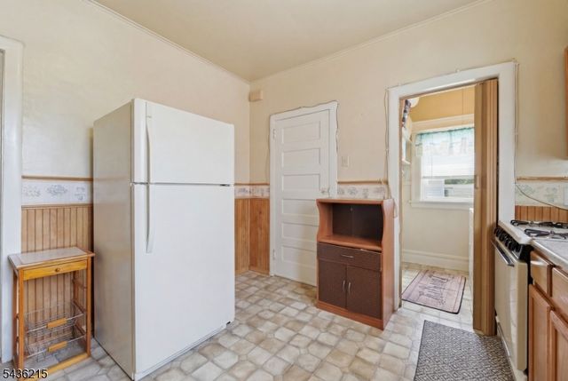 31 Division Ave, Belleville Twp., NJ 07109