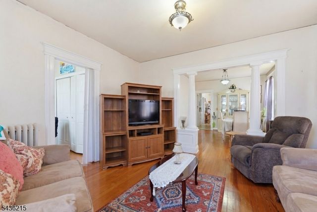 31 Division Ave, Belleville Twp., NJ 07109