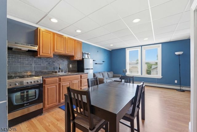 31 Division Ave, Belleville Twp., NJ 07109