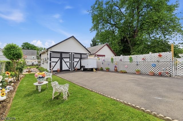 31 Division Ave, Belleville Twp., NJ 07109