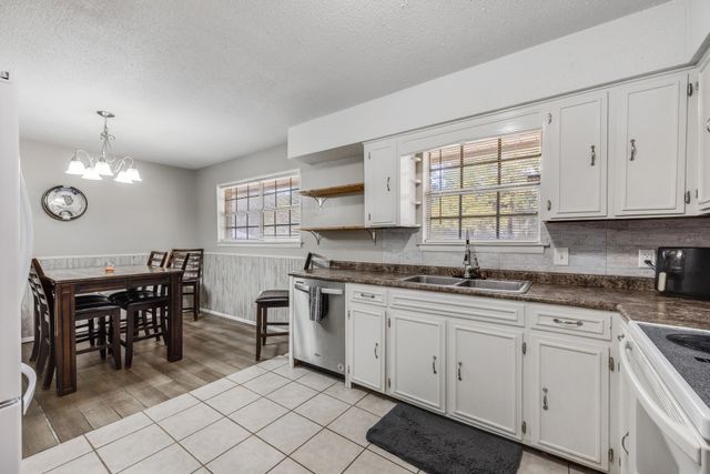 469 Stillwell Boulevard, Crestview, FL 32539