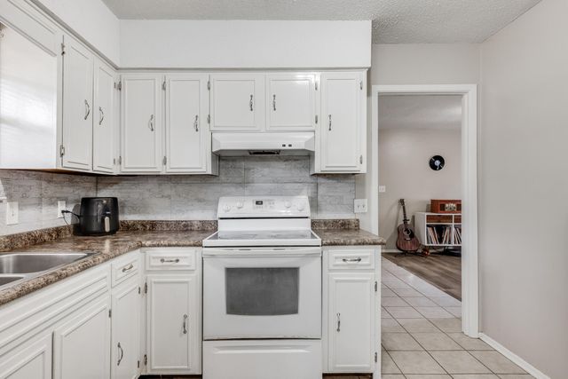 469 Stillwell Boulevard, Crestview, FL 32539