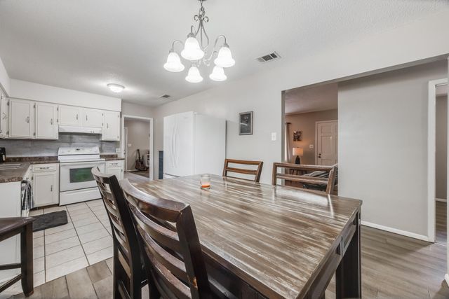 469 Stillwell Boulevard, Crestview, FL 32539