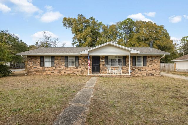 469 Stillwell Boulevard, Crestview, FL 32539