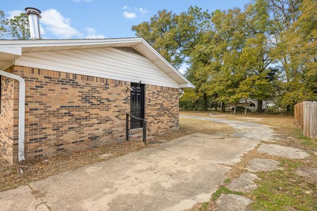 469 Stillwell Boulevard, Crestview, FL 32539