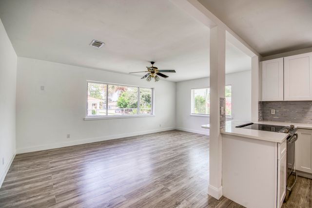 950 W 36th Street, Riviera Beach, FL 33404