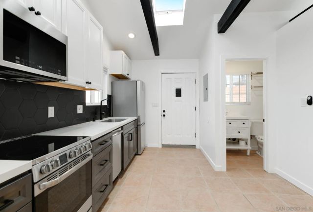 4616 Cherokee Ave, San Diego, CA 92116