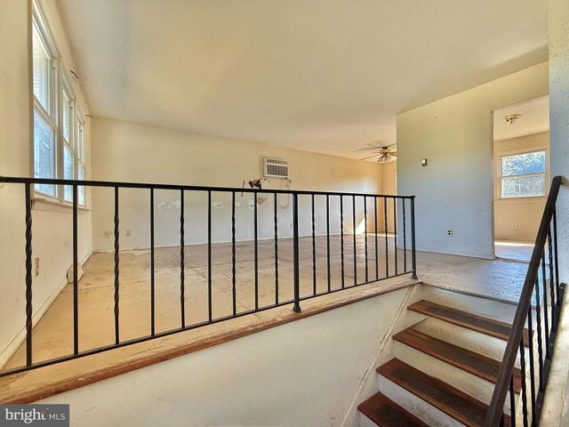 2020 S UNION RD, Vineland, NJ 08361