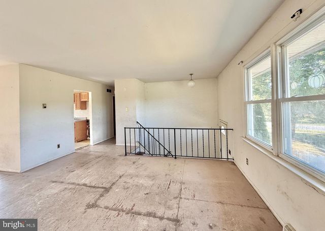 2020 S UNION RD, Vineland, NJ 08361