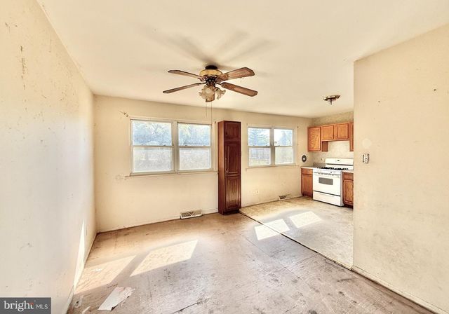 2020 S UNION RD, Vineland, NJ 08361