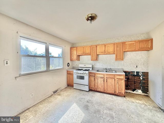 2020 S UNION RD, Vineland, NJ 08361